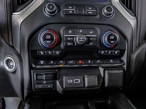 Used 2020 Chevrolet Silverado 2500 LTZ w/ LTZ Texas Edition image 26