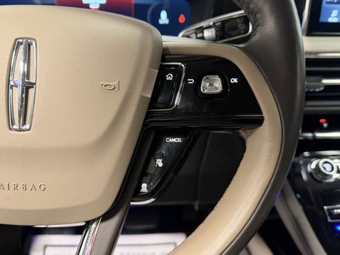 Used 2022 Lincoln Corsair Reserve w/ Equipment Group 201A image 16