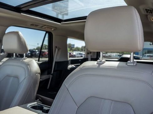 Used 2024 Ford Expedition Limited RWD image 27