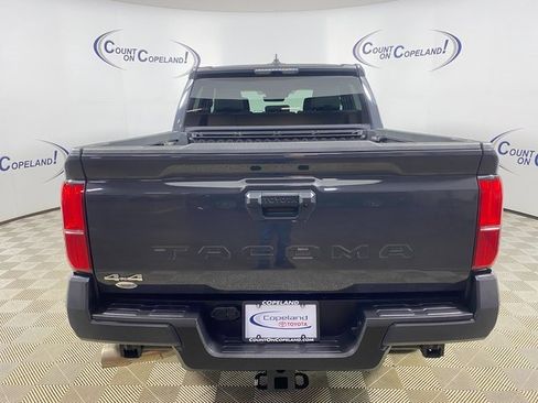 Certified 2024 Toyota Tacoma SR5 image 5