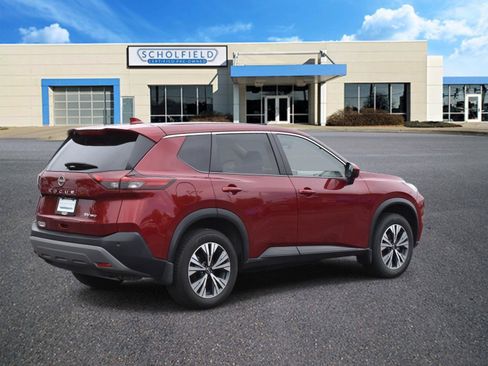 Used 2023 Nissan Rogue SV AWD/4WD image 3