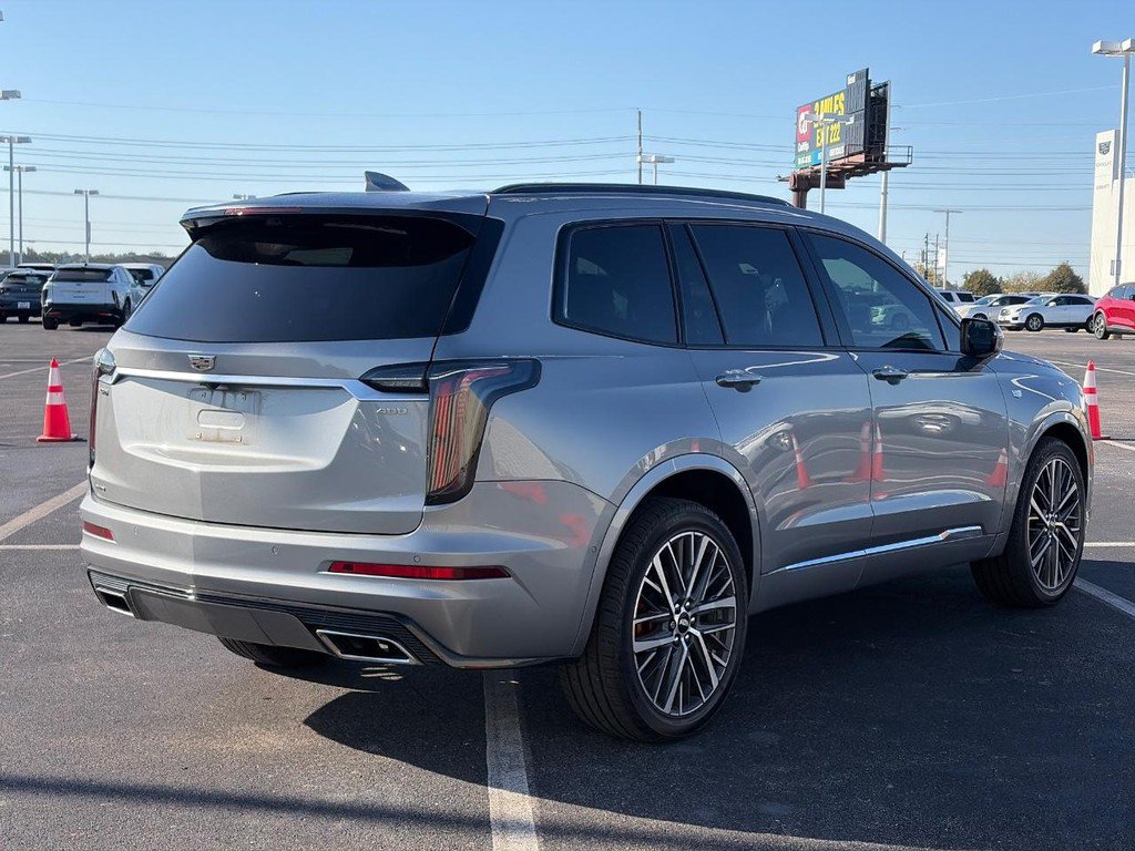 Used 2024 Cadillac XT6 Sport w/ Technology Package AWD/4WD image 5