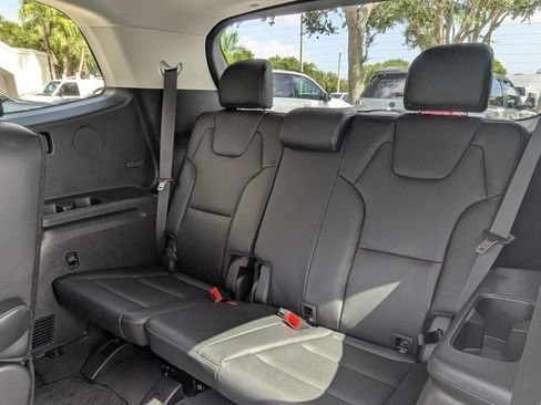 Used 2025 Kia Telluride S FWD image 27