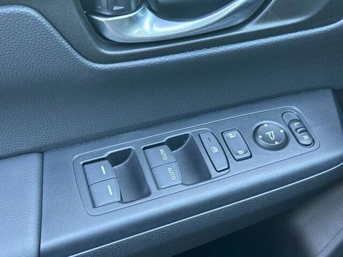 Used 2024 Honda CR-V EX image 14