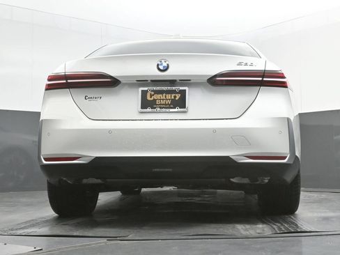 New 2027 BMW 530i RWD image 45
