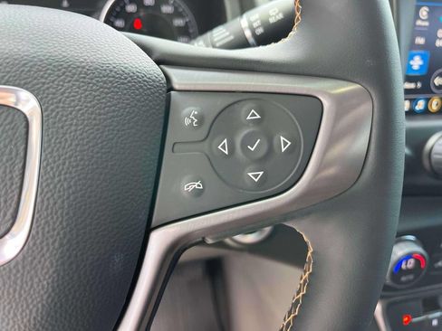 Certified 2024 GMC Terrain AT4 w/ Tech Package AWD/4WD image 31