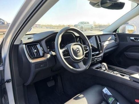 Certified 2023 Volvo XC60 B5 Plus w/ Protection Package Premier image 3