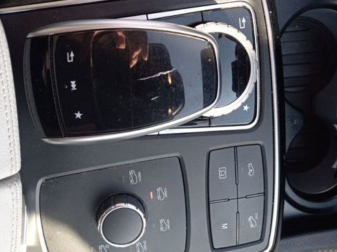 Used 2018 Mercedes-Benz GLE 43 AMG 4MATIC image 39