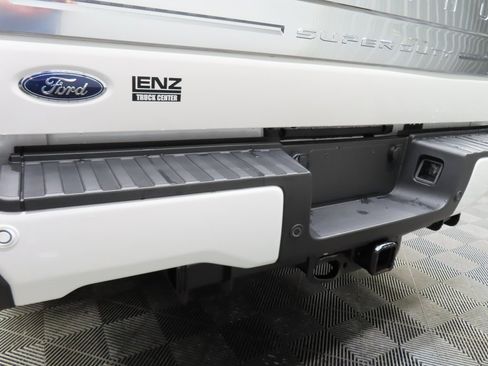 Used 2025 Ford F250 Platinum w/ Platinum Plus Package image 49
