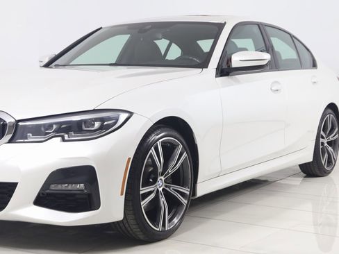Used 2022 BMW 330i xDrive Sedan w/ M Sport Package image 57