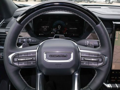 New 2026 GMC Acadia Denali w/ Super Cruise Package FWD image 23