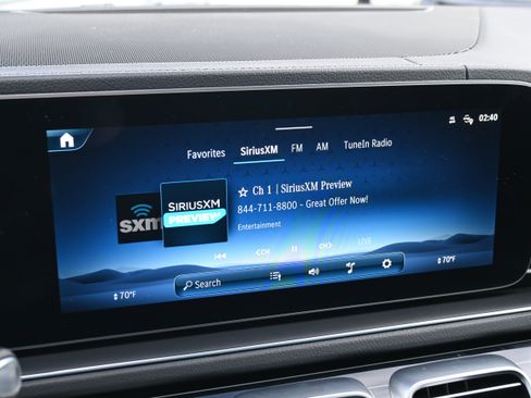 Used 2025 Mercedes-Benz GLS 580 GLS 580 image 38