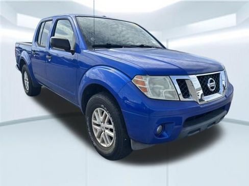 Used 2014 Nissan Frontier SV w/ SV Value Truck Package RWD image 3