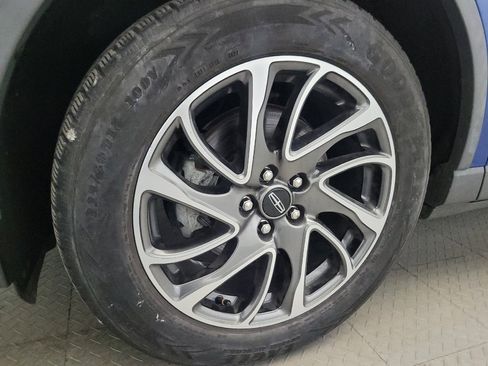 Used 2020 Lincoln Corsair AWD w/ Equipment Group 101A image 31