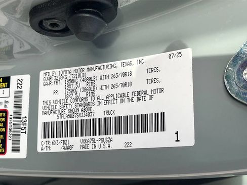 Used 2025 Toyota Tundra SR5 w/ TRD Off-Road Package AWD/4WD image 28