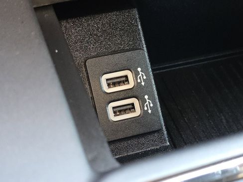 Used 2020 Ford F150 XLT w/ Equipment Group 302A Luxury image 5