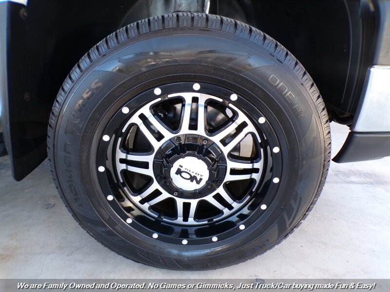 Used 2006 Chevrolet Silverado 2500 LT RWD image 32