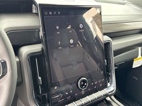 New 2026 GMC Yukon AT4 w/ AT4 Premium Plus Package AWD/4WD image 25