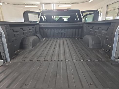 Used 2025 GMC Sierra 1500 Elevation AWD/4WD image 15