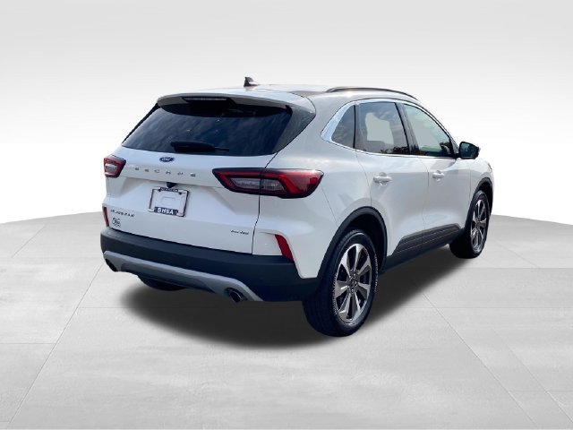 Used 2024 Ford Escape Platinum AWD/4WD image 4