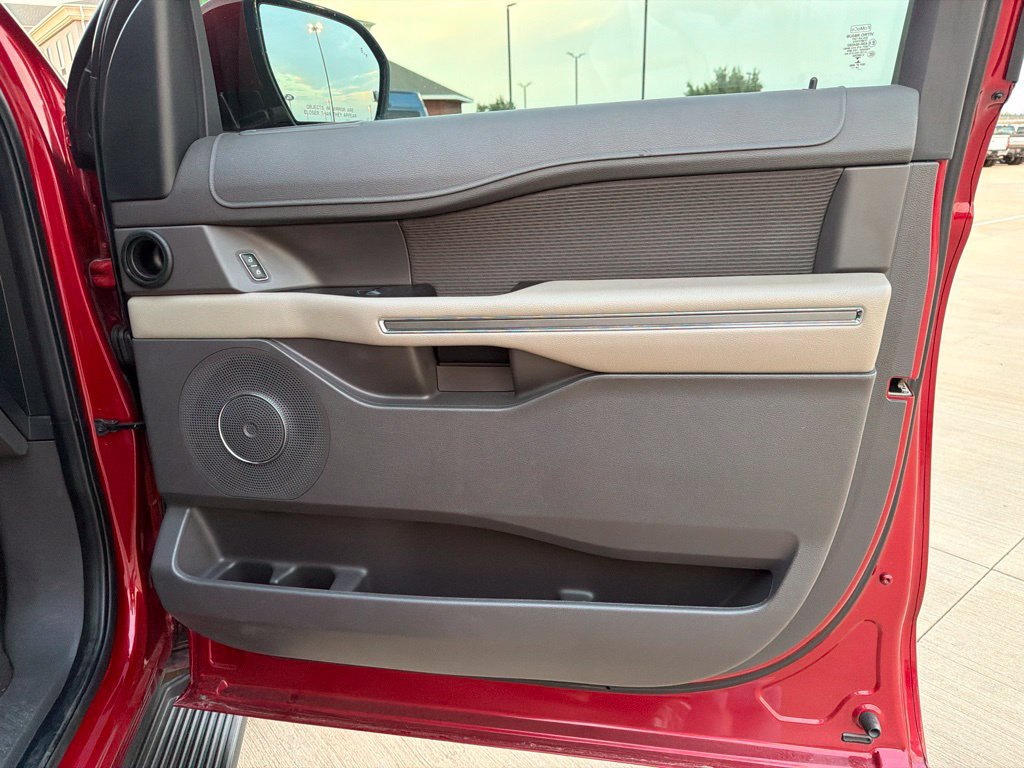 Certified 2020 Ford Expedition XLT w/ Cargo Package RWD image 27