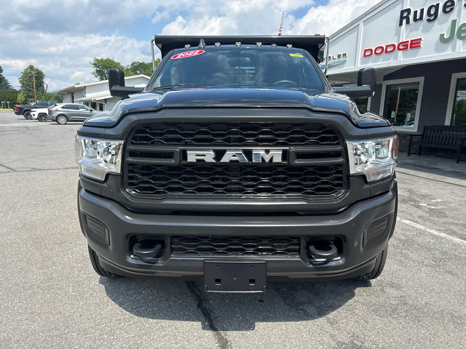 Used 2022 RAM 5500 Tradesman AWD/4WD image 9