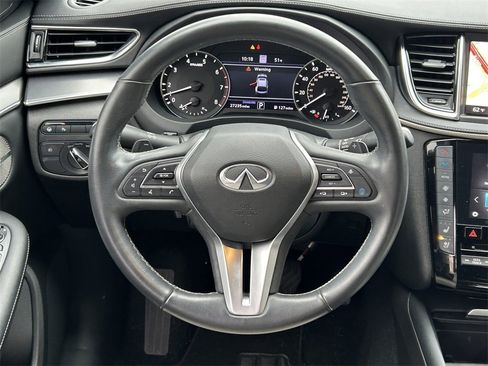 Used 2023 INFINITI QX55 Essential image 42