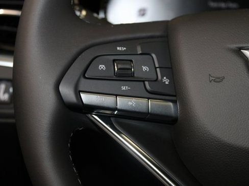 New 2025 Cadillac XT6 Luxury image 23