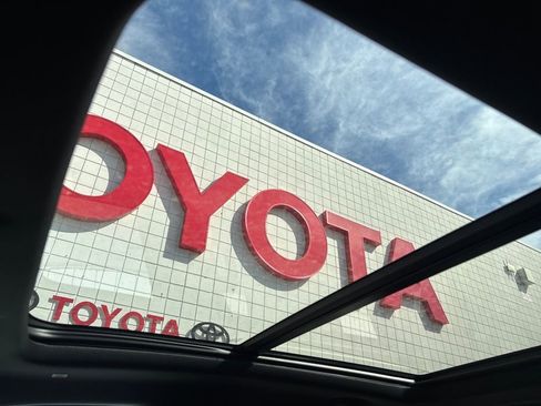 New 2026 Toyota Tundra Platinum image 15