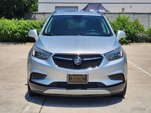 Used 2017 Buick Encore Preferred FWD image 2
