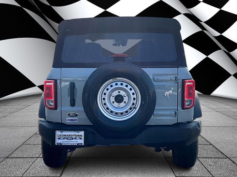 Certified 2022 Ford Bronco 4-Door image 4