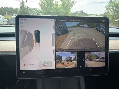 Used 2023 Tesla Model 3 Standard Range image 29