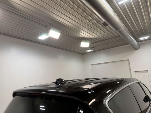 Used 2024 Chrysler Pacifica Touring-L FWD image 43
