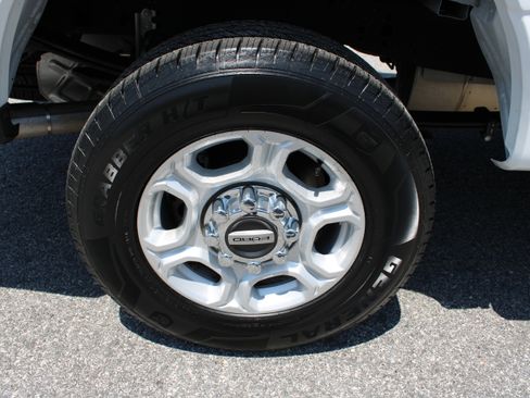 Used 2026 Ford F250 XLT AWD/4WD image 13