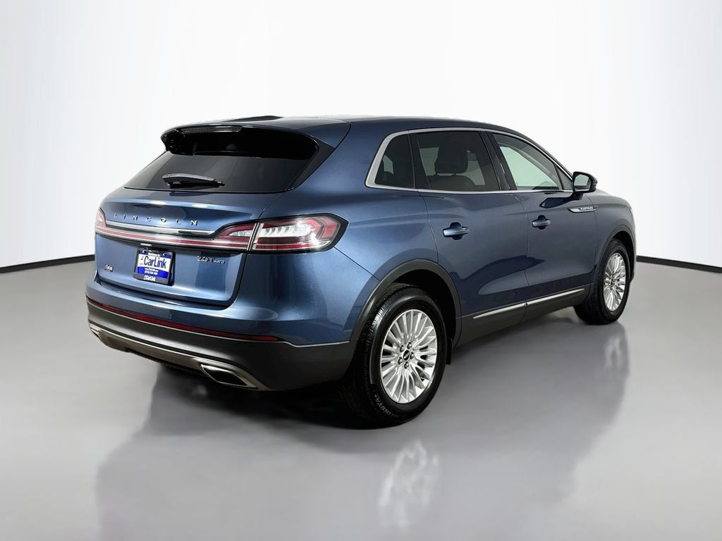 Used 2019 Lincoln Nautilus Premier AWD/4WD image 8
