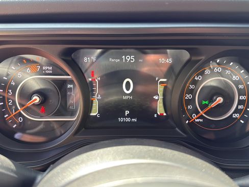 Used 2024 Jeep Wrangler Unlimited Rubicon AWD/4WD image 20