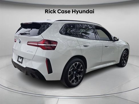 Used 2025 BMW X3 xDrive30i w/ Premium Package image 7