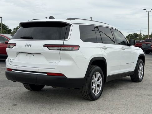 Used 2022 Jeep Grand Cherokee L Limited AWD/4WD image 5