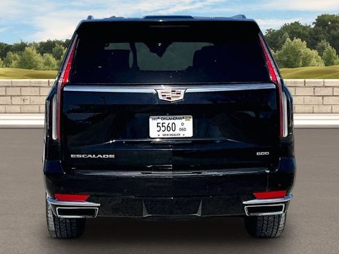 Used 2024 Cadillac Escalade Premium Luxury image 4