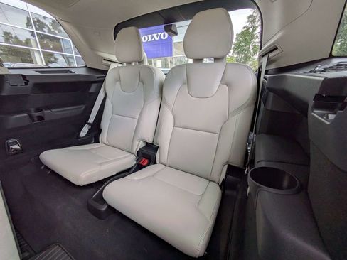 New 2026 Volvo XC90 B6 Ultra w/ Protection Package Premier AWD/4WD image 18