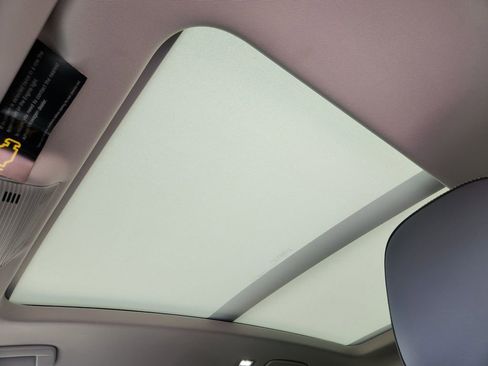 New 2026 Volkswagen Tiguan SE image 14