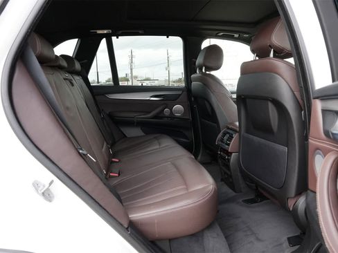 Used 2014 BMW X5 xDrive50i image 21