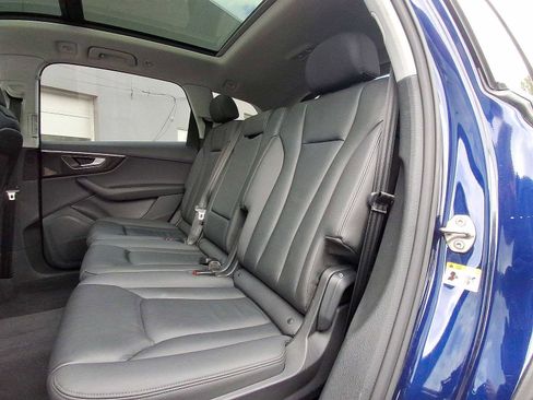Certified 2023 Audi Q7 2.0T Premium Plus w/ Convenience Package AWD/4WD image 19