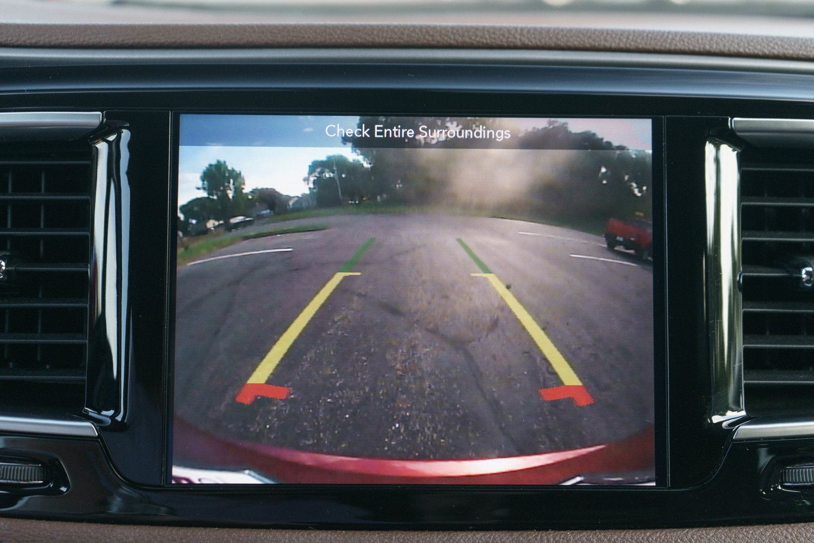 Used 2019 Chrysler Pacifica Limited FWD image 17