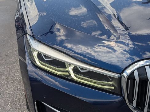 Used 2021 BMW 745e xDrive w/ Premium Package AWD/4WD image 27