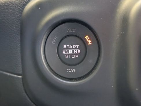 Used 2021 Jeep Wrangler Unlimited Sport AWD/4WD image 29