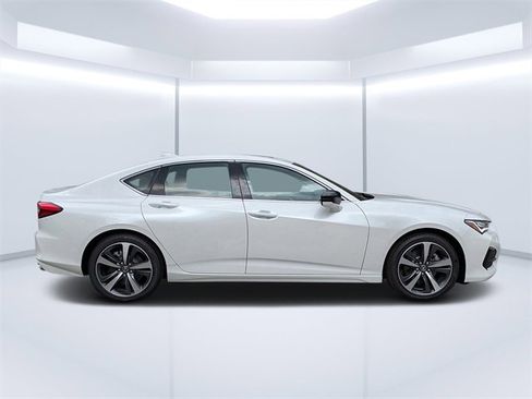 New 2025 Acura TLX w/ Technology Package image 2