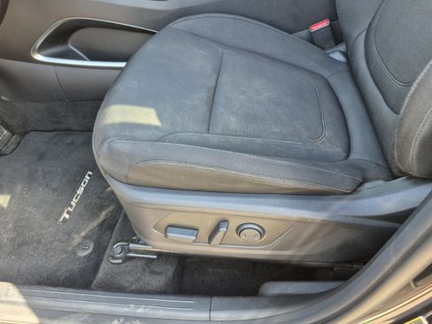 Certified 2022 Hyundai Tucson Blue AWD/4WD image 20