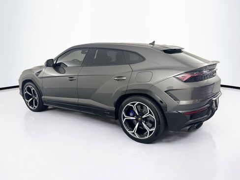 Used 2025 Lamborghini Urus Performante AWD/4WD image 7