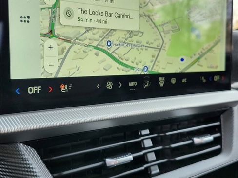 Certified 2025 Ford Explorer ST-Line image 24